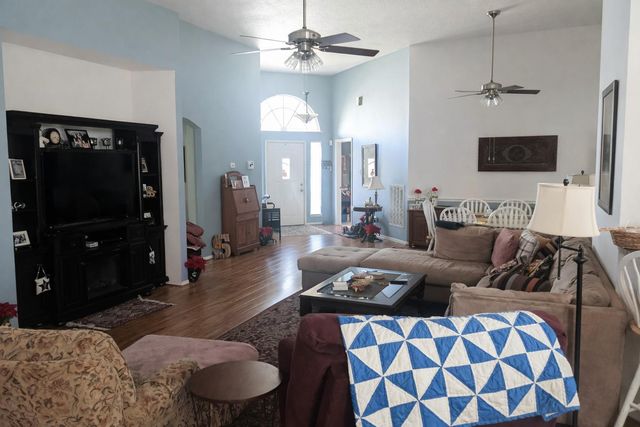 2122 Lexington Woods Drive, Spring, TX 77373