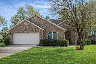 2122 Lexington Woods Drive, Spring, TX 77373