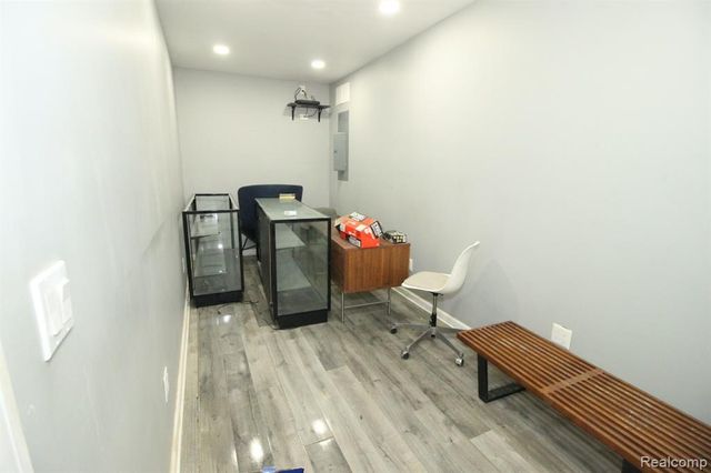 14939 Meyers Road, Detroit, MI 48227