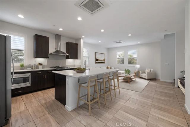 2138 Bella Court, Costa Mesa, CA 92627
