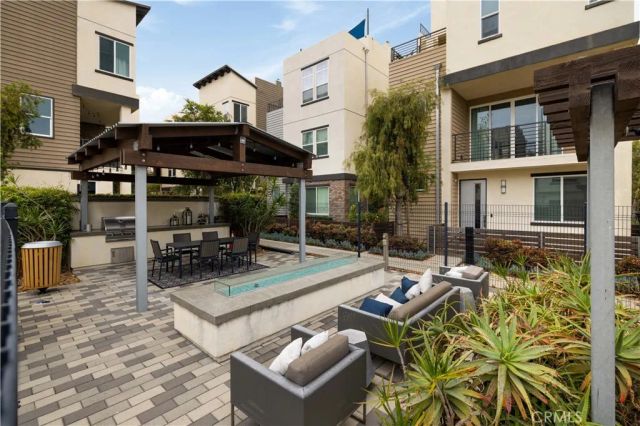 2138 Bella Court, Costa Mesa, CA 92627