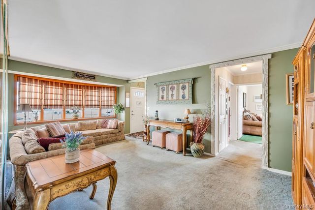 26 Terry Street, Hicksville, NY 11801