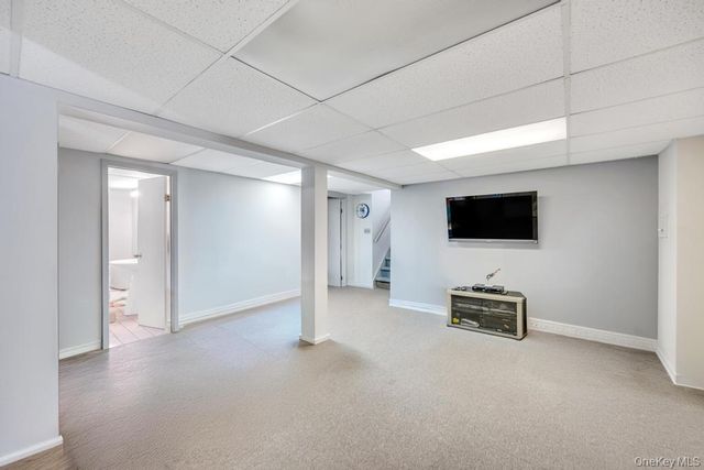 26 Terry Street, Hicksville, NY 11801