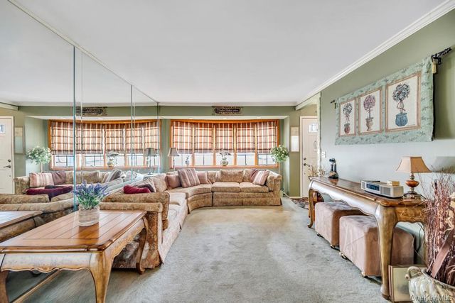 26 Terry Street, Hicksville, NY 11801