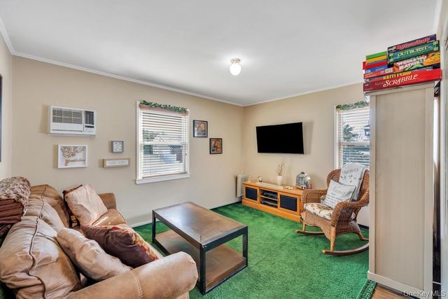 26 Terry Street, Hicksville, NY 11801