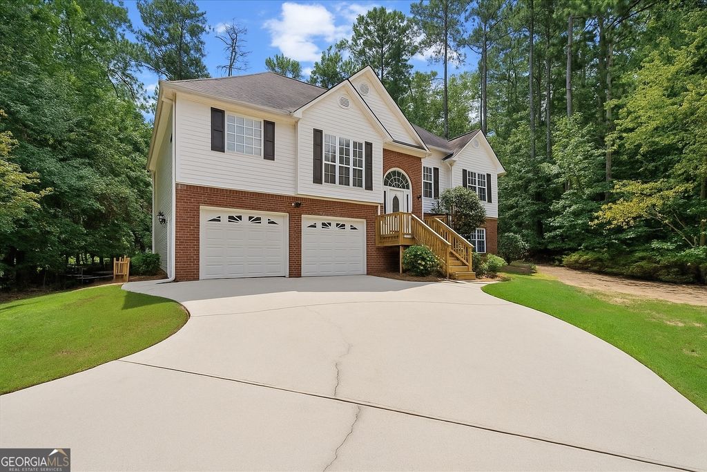 5220 Woodmont Drive, Villa Rica, GA 30180