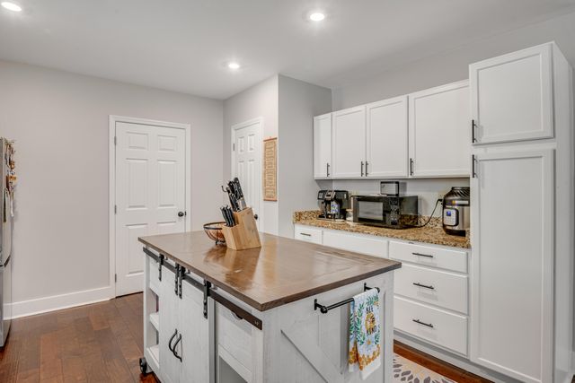 6927 Flagstone Drive, Ooltewah, TN 37363