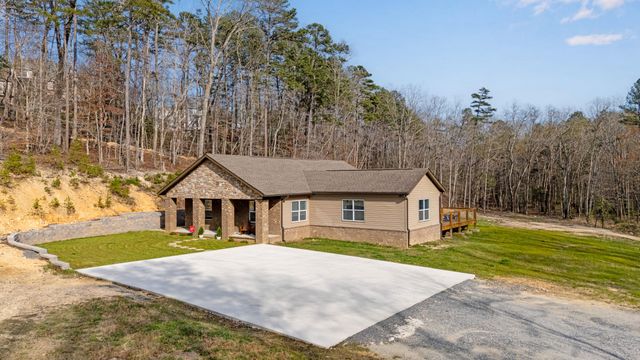 6927 Flagstone Drive, Ooltewah, TN 37363