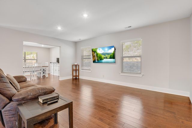 6927 Flagstone Drive, Ooltewah, TN 37363