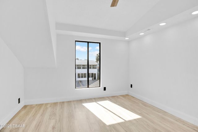 207 S Oleander Avenue, Daytona Beach, FL 32118