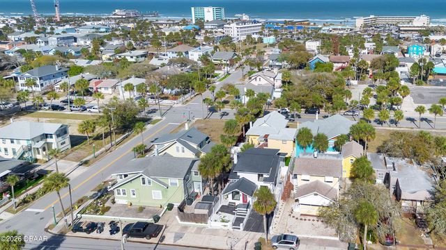 207 S Oleander Avenue, Daytona Beach, FL 32118