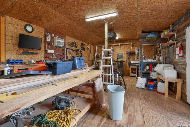 14531 chance, Lytle, TX 78052