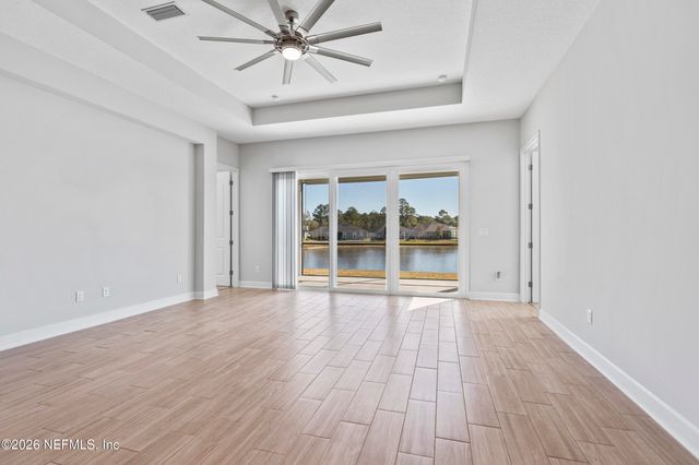 1724 AUSTIN LAKE Way, Middleburg, FL 32068