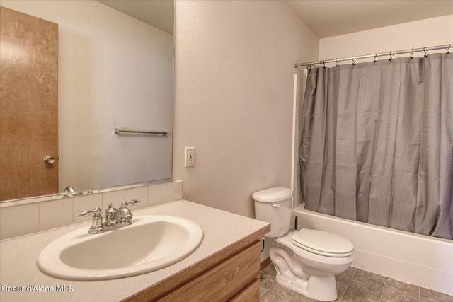 2513 W Timberlake Loop, Coeur D'alene, ID 83815
