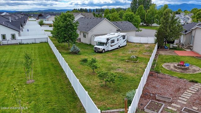 2513 W Timberlake Loop, Coeur D'alene, ID 83815