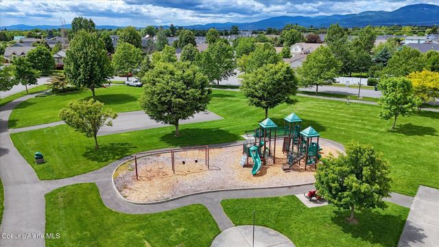 2513 W Timberlake Loop, Coeur D'alene, ID 83815