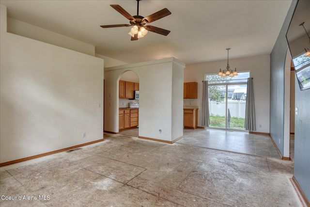 2513 W Timberlake Loop, Coeur D'alene, ID 83815