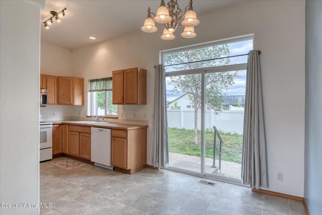 2513 W Timberlake Loop, Coeur D'alene, ID 83815