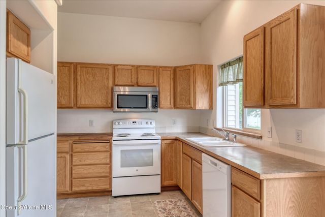 2513 W Timberlake Loop, Coeur D'alene, ID 83815