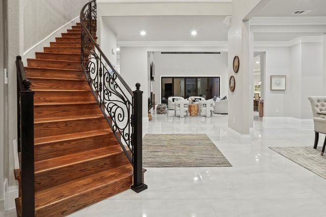 1608 N L St, Midland, TX 79701