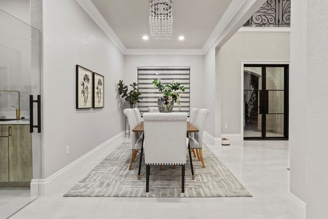 1608 N L St, Midland, TX 79701