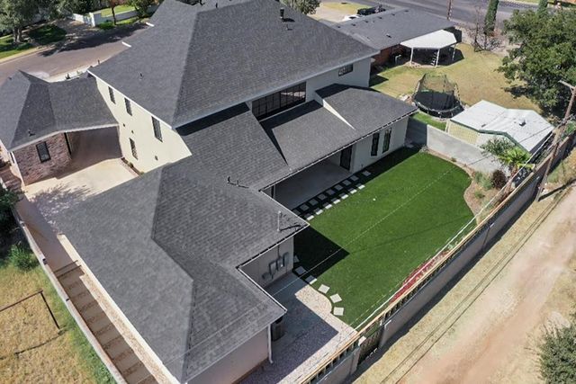 1608 N L St, Midland, TX 79701