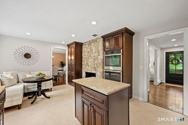 119 Olde Stage Road, Glastonbury, CT 06033