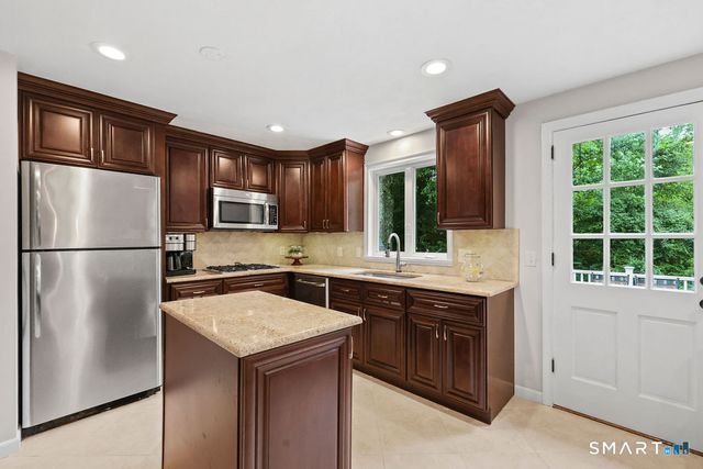 119 Olde Stage Road, Glastonbury, CT 06033