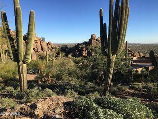 35415 N Ridgeway Drive 5, Carefree, AZ 85377