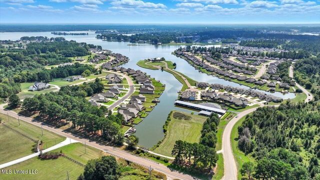 121 Covey Run, Madison, MS 39110