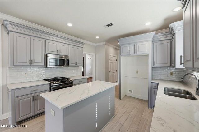 121 Covey Run, Madison, MS 39110