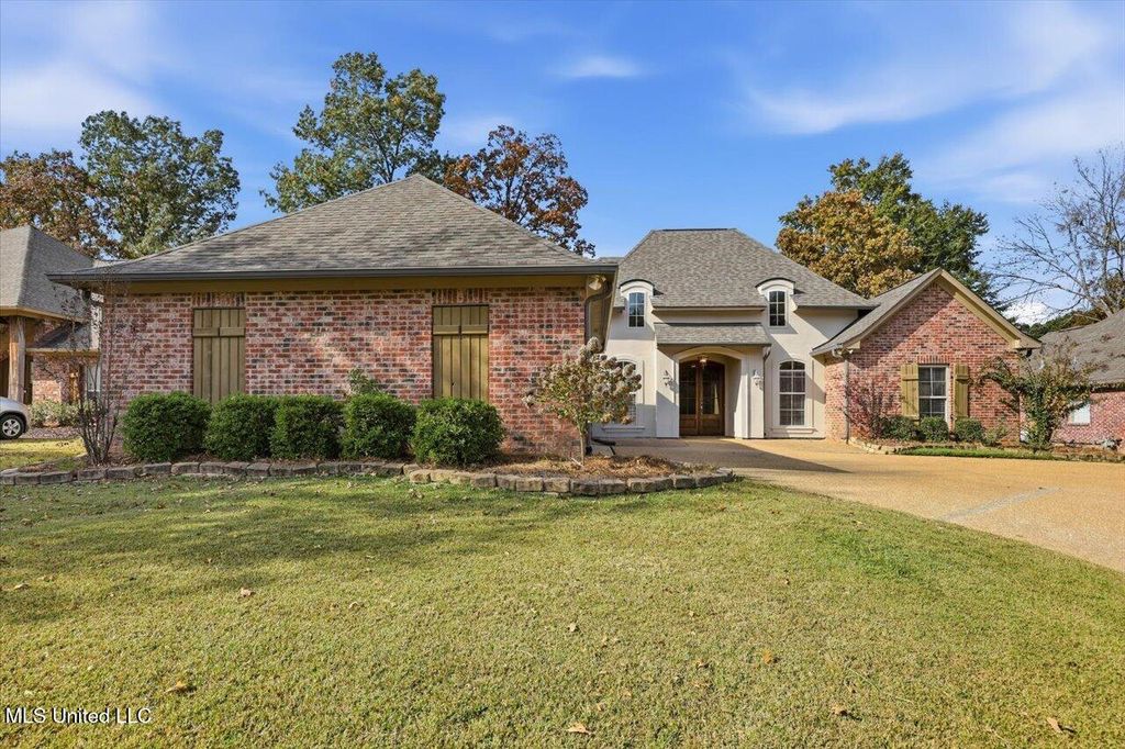 121 Covey Run, Madison, MS 39110