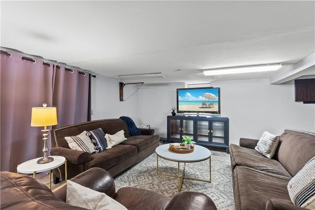 4816 Terrace Street, Kansas City, MO 64112