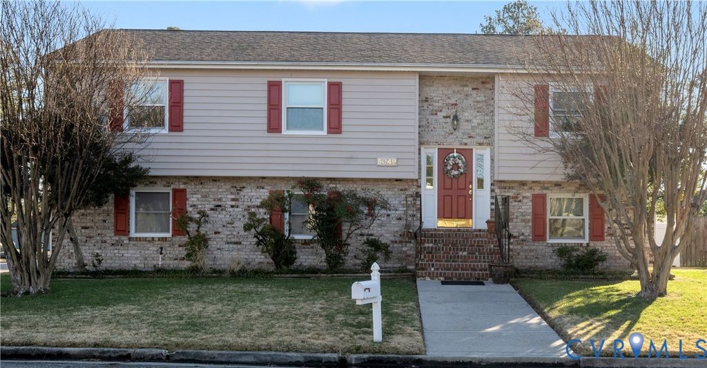 5049 Nantucket Ct, Colonial Heights, VA 23834