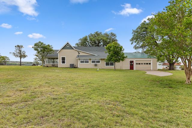 589 County Road 4150, Clifton, TX 76634