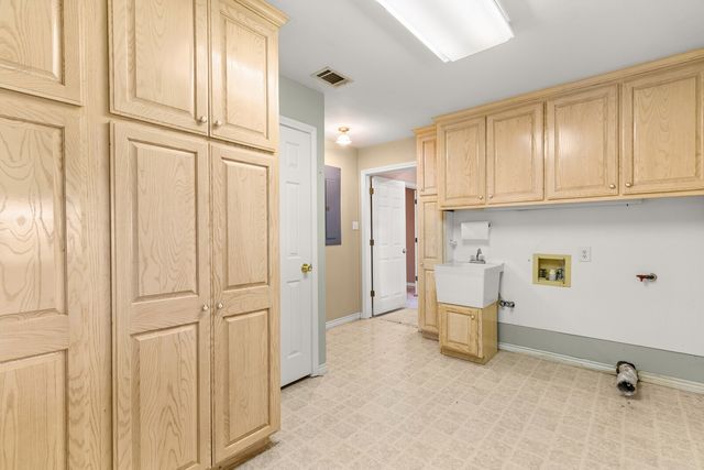 589 County Road 4150, Clifton, TX 76634