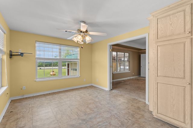 589 County Road 4150, Clifton, TX 76634