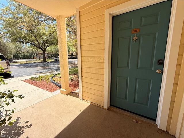 12520 Equestrian CIR 315, Fort Myers, FL 33907