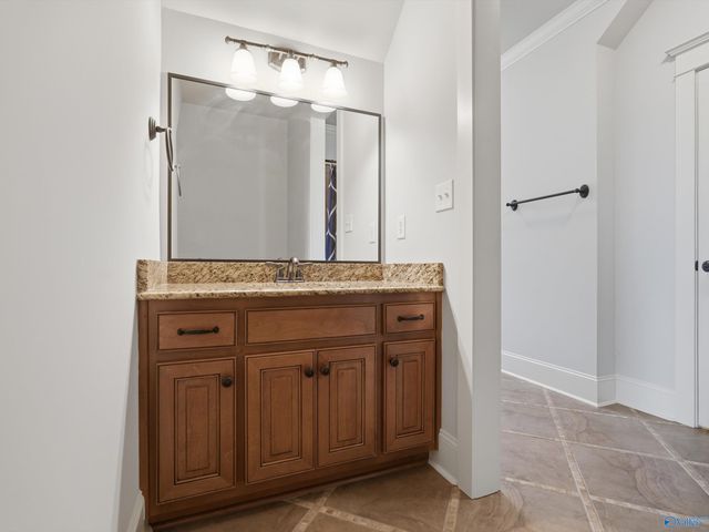 84 Lake Forest Blvd, Huntsville, AL 35824