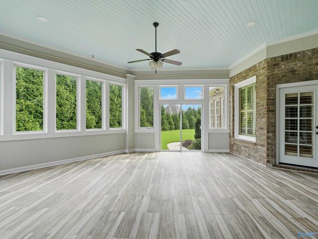 84 Lake Forest Blvd, Huntsville, AL 35824