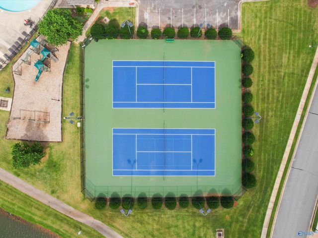 84 Lake Forest Blvd, Huntsville, AL 35824