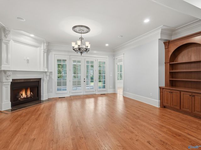 84 Lake Forest Blvd, Huntsville, AL 35824