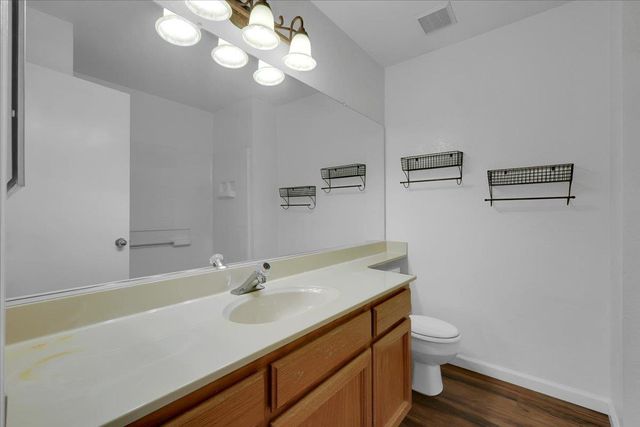 1376 Zephyr Dr, Yuba City, CA 95991