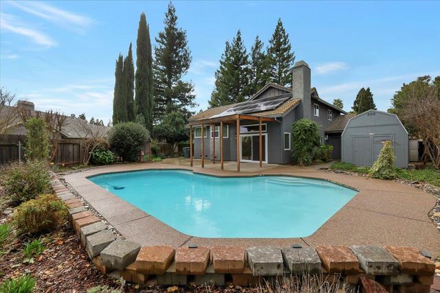 1376 Zephyr Dr, Yuba City, CA 95991