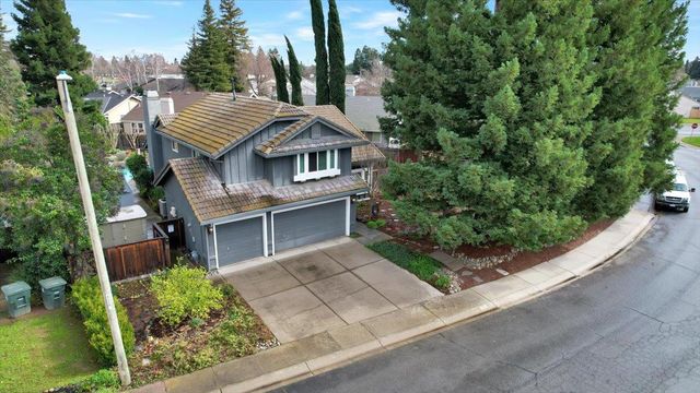 1376 Zephyr Dr, Yuba City, CA 95991