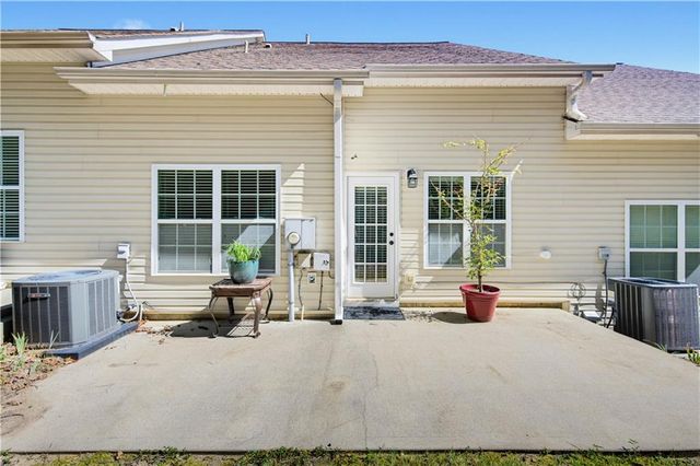 240 Fox Creek Boulevard, Woodstock, GA 30188