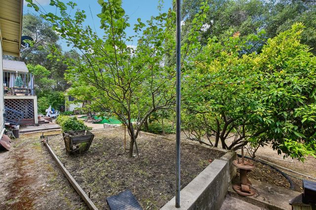 6180 Rustic Hills Dr, Rocklin, CA 95677