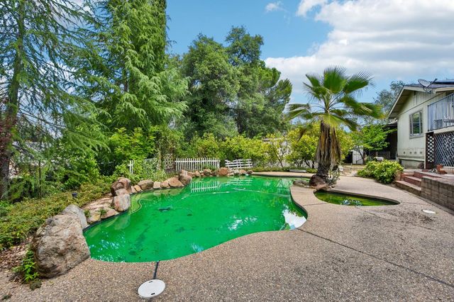 6180 Rustic Hills Dr, Rocklin, CA 95677