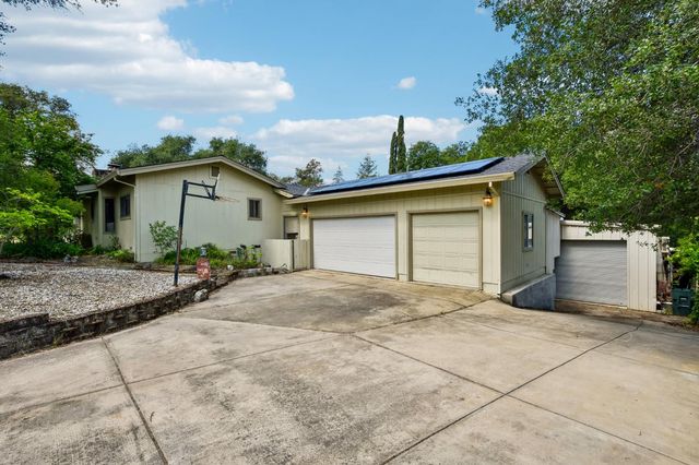 6180 Rustic Hills Dr, Rocklin, CA 95677