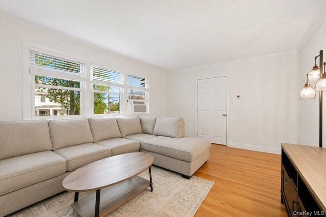 47 Glover Avenue, Yonkers, NY 10704